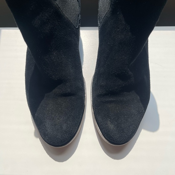 STEVE MADDEN AVRIL CHELSEA BOOT - Picture 5 of 8